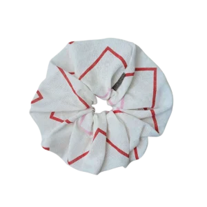 KÆMPE SCRUNCHIE | Hvid med mønster